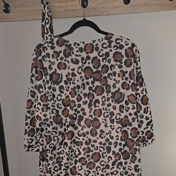 New Designer Animal Leopard Print Long Sleeve Dress - Picture 6 of 9
